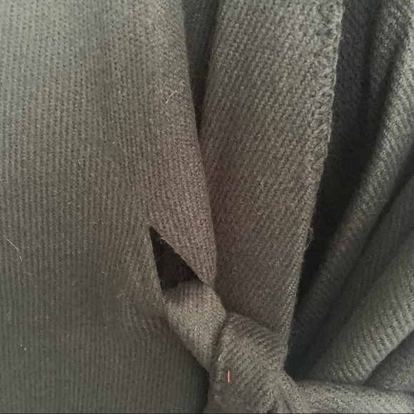 Torrid Faux Fur Collar Ruana - One Size - Picture 8 of 10